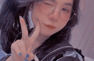 Full bộ ảnh nóng Mèo Simmy xuất hiện trong phòng thu âm
