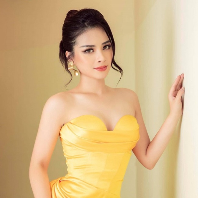 ca sĩ Dương Hoàng Yến