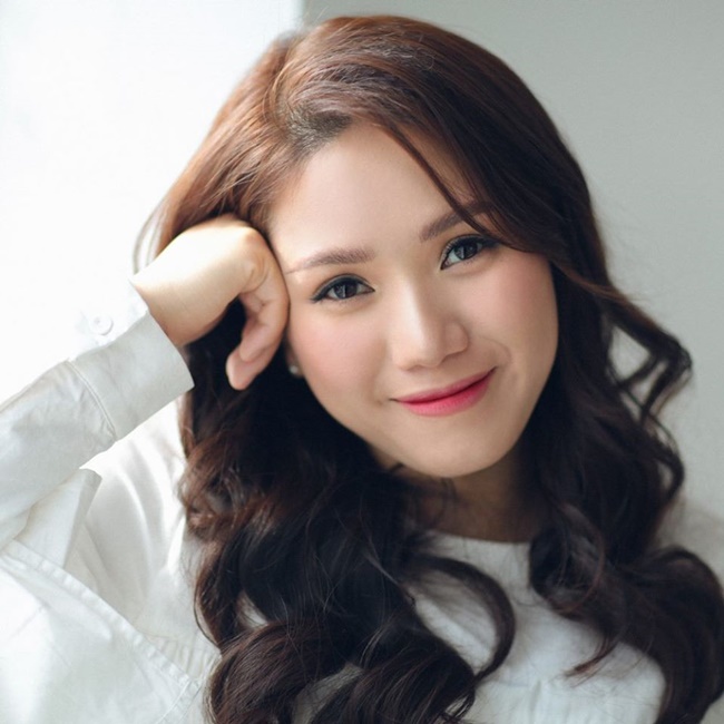 Thùy Chi lộ clip ảnh nóng
