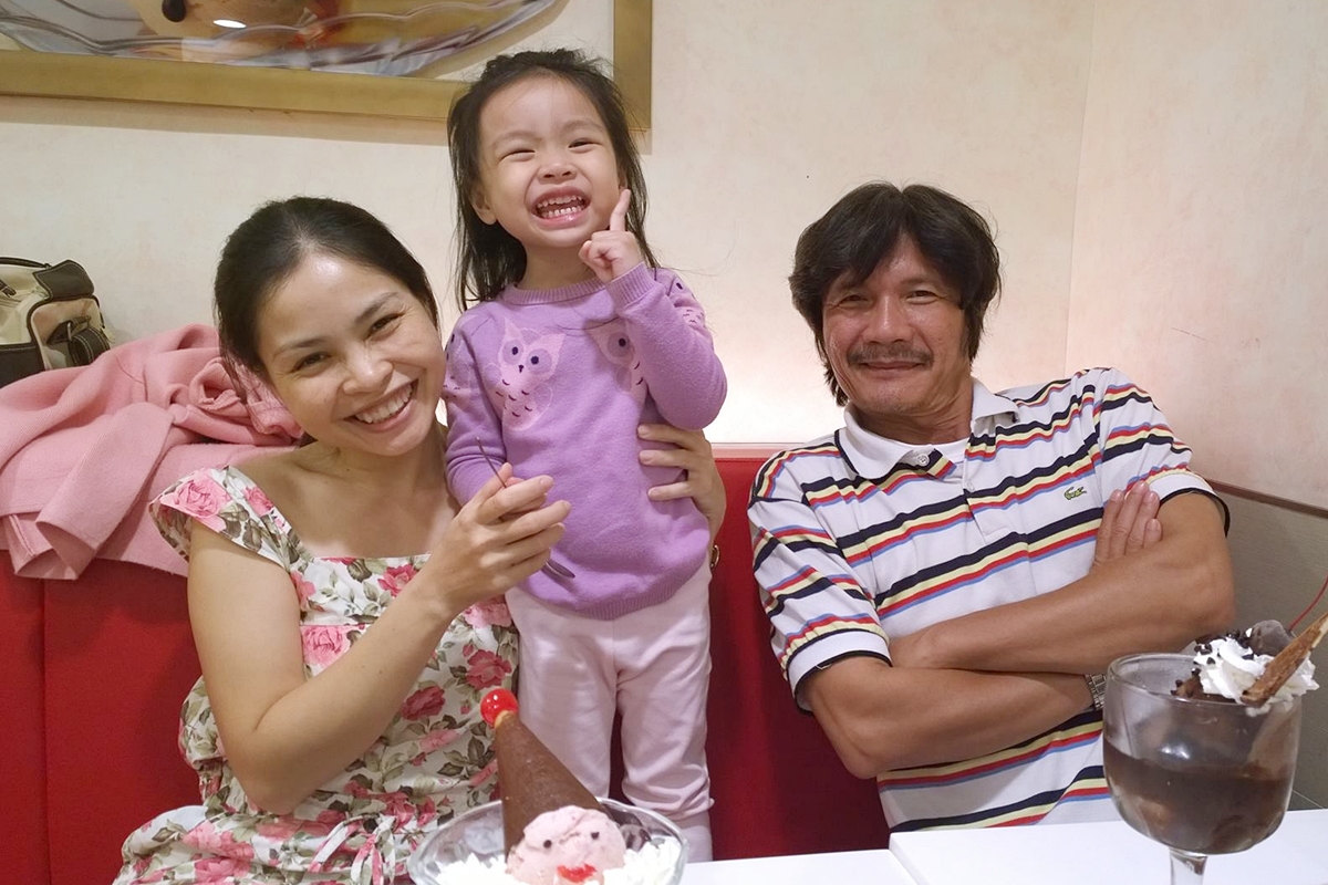Công Ninh và gia đình