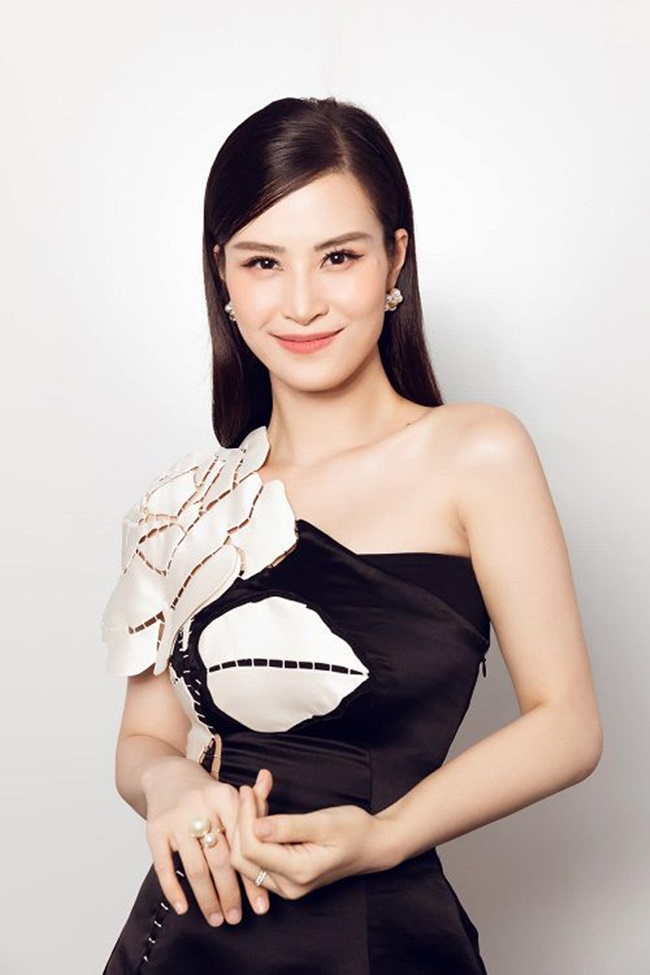 con gái của đông nhi