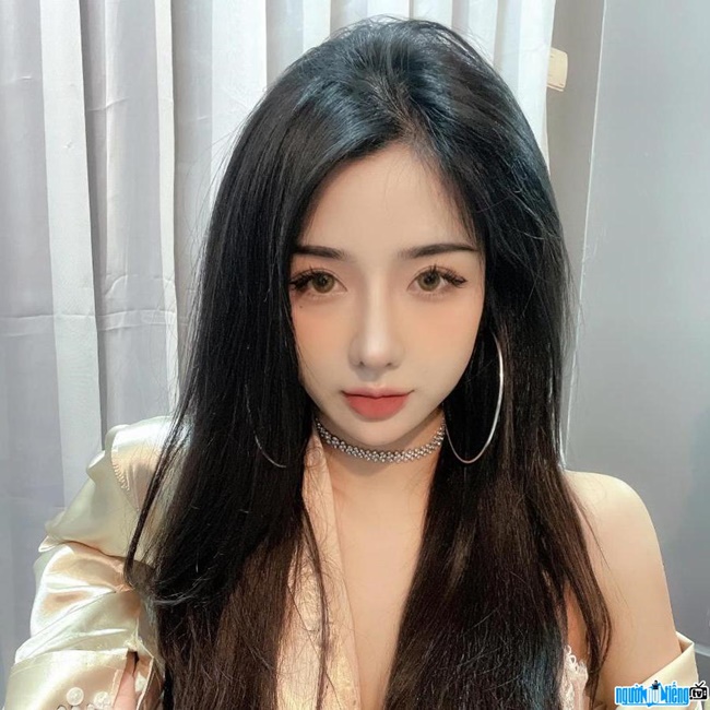 Hotgirl Su Ah lộ clip ảnh nóng