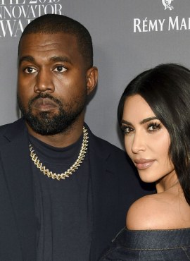 Kim Kardashian lộ phần clip 18+ cục hot