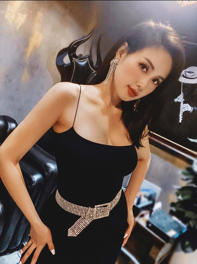 tiểu sử Tâm Tít xinh đẹp