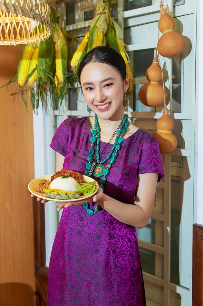 Tiểu sử Angela Phương Trinh mở quán