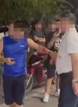 Clip trưởng công an phường Bãi Cháy đánh người gây xôn xao dư luận