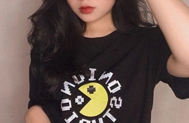 MC Kim Sa lộ ảnh nóng “đốt mắt” người xem